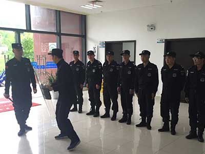 �������v����