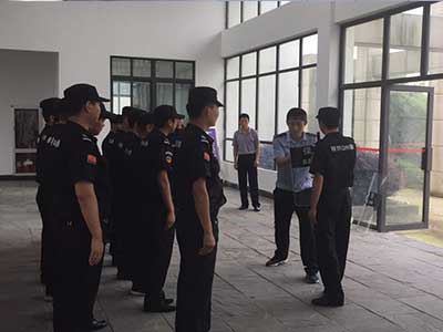 �������v����